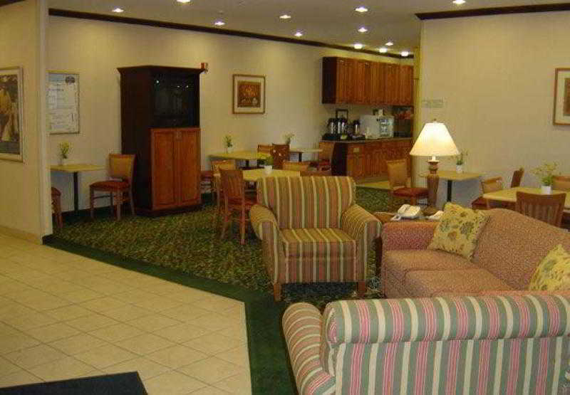 Fairfield Inn מונסי מראה חיצוני תמונה
